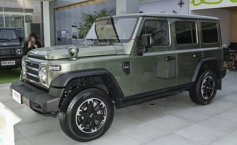 Спасибо окрепшему рублю: «Китайский УАЗ» BAW 212 подешевел в России